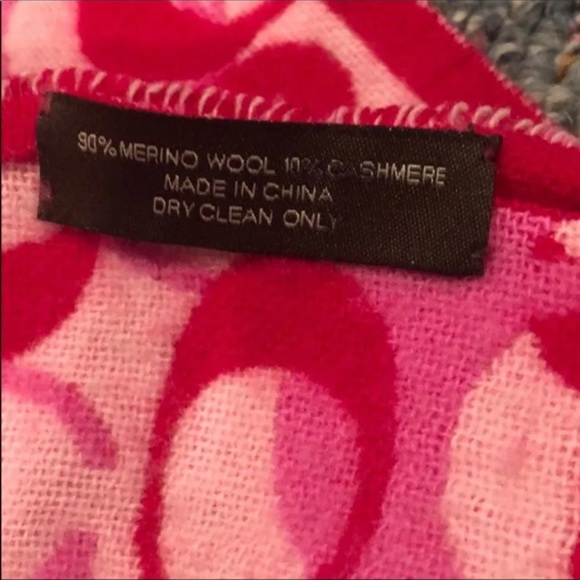 1 LEFT! EUC Signature COACH Wool Scarf, Pink - Picture 6 of 6